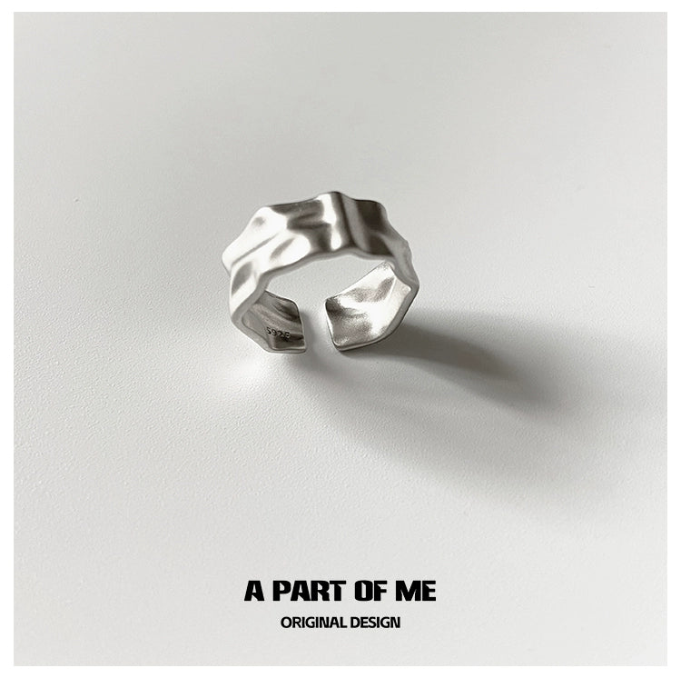 A PART OF ME Orchid Texture Punk Ring in Silver with a Unique Wavy Design
