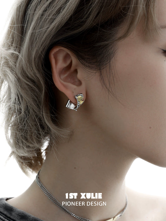 Stylish gold map earrings for women featuring a unique design that enhances any outfit