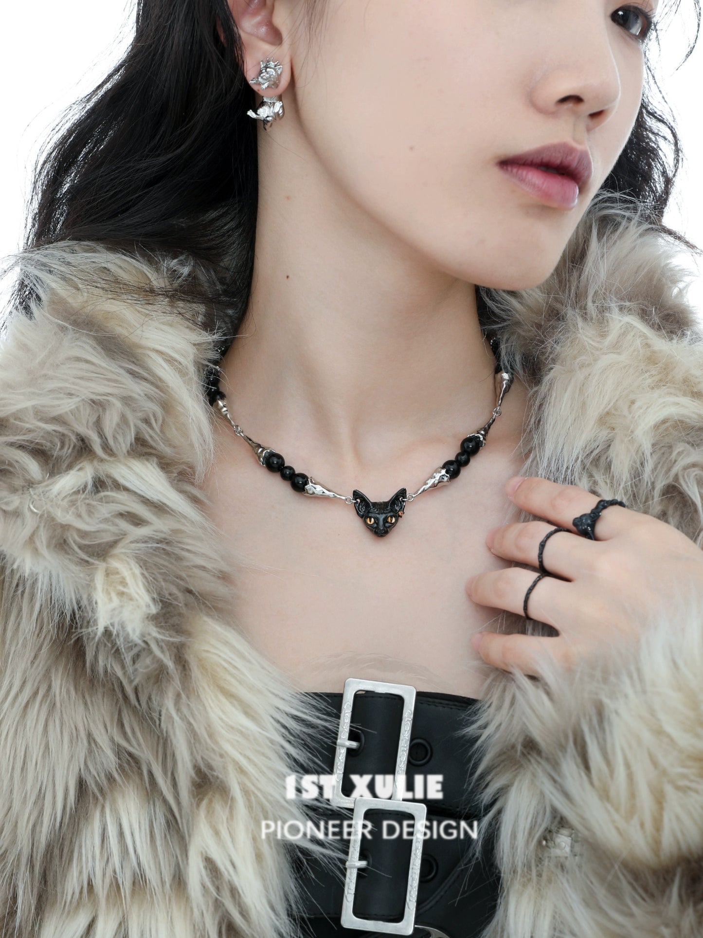 1STXULIE black cat necklace with black beads and a unique cat pendant, perfect for cat lovers
