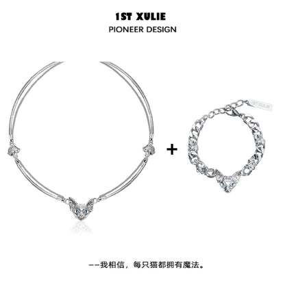 Elegant 1ST XULIE cat clavicle necklace with heart pendant and matching bracelet for stylish outfits