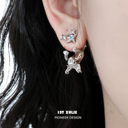 Cat star stud earrings with sparkling stars and playful cat design for a trendy look