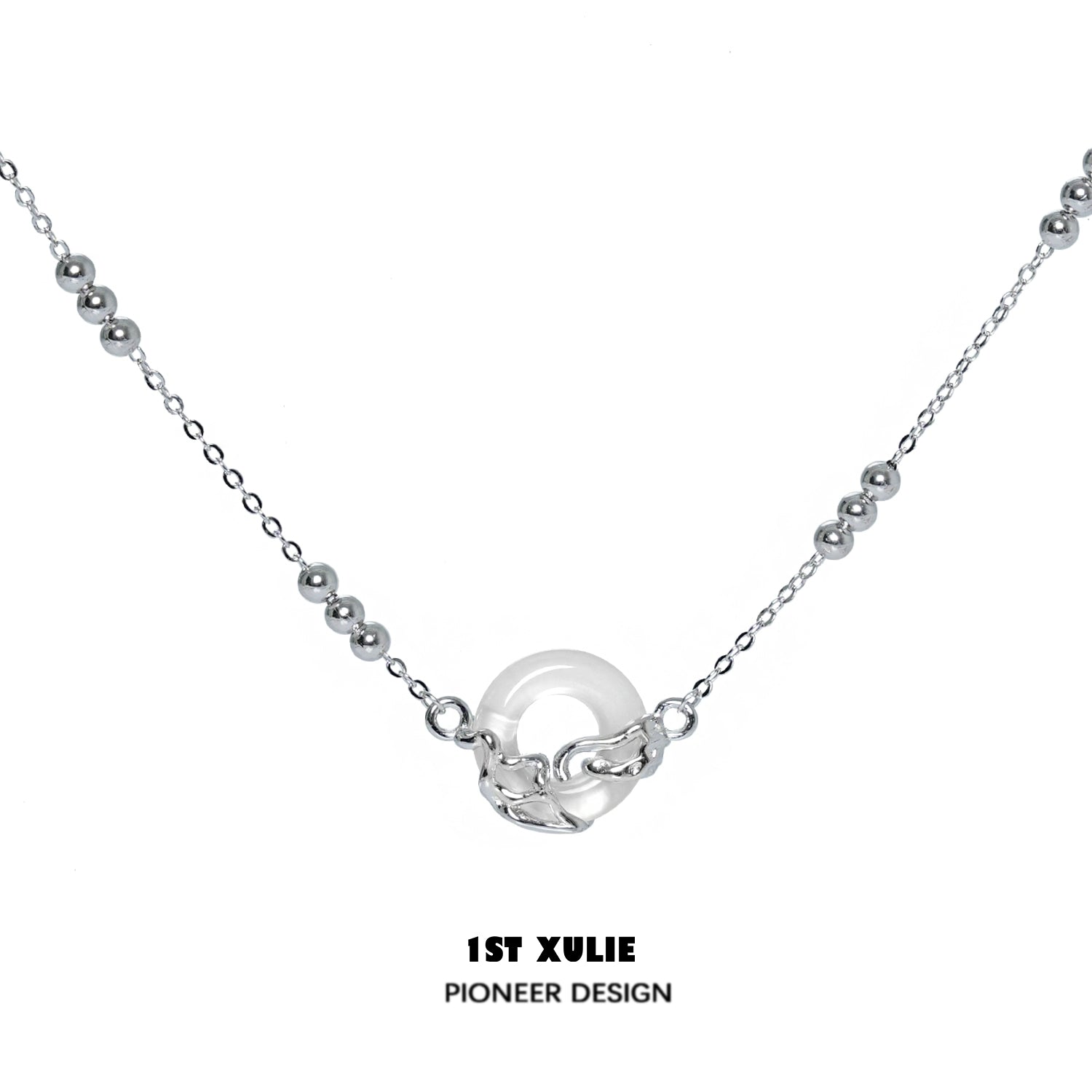Eternal rings silver necklace from 1STXULIE with a modern design and elegant finish