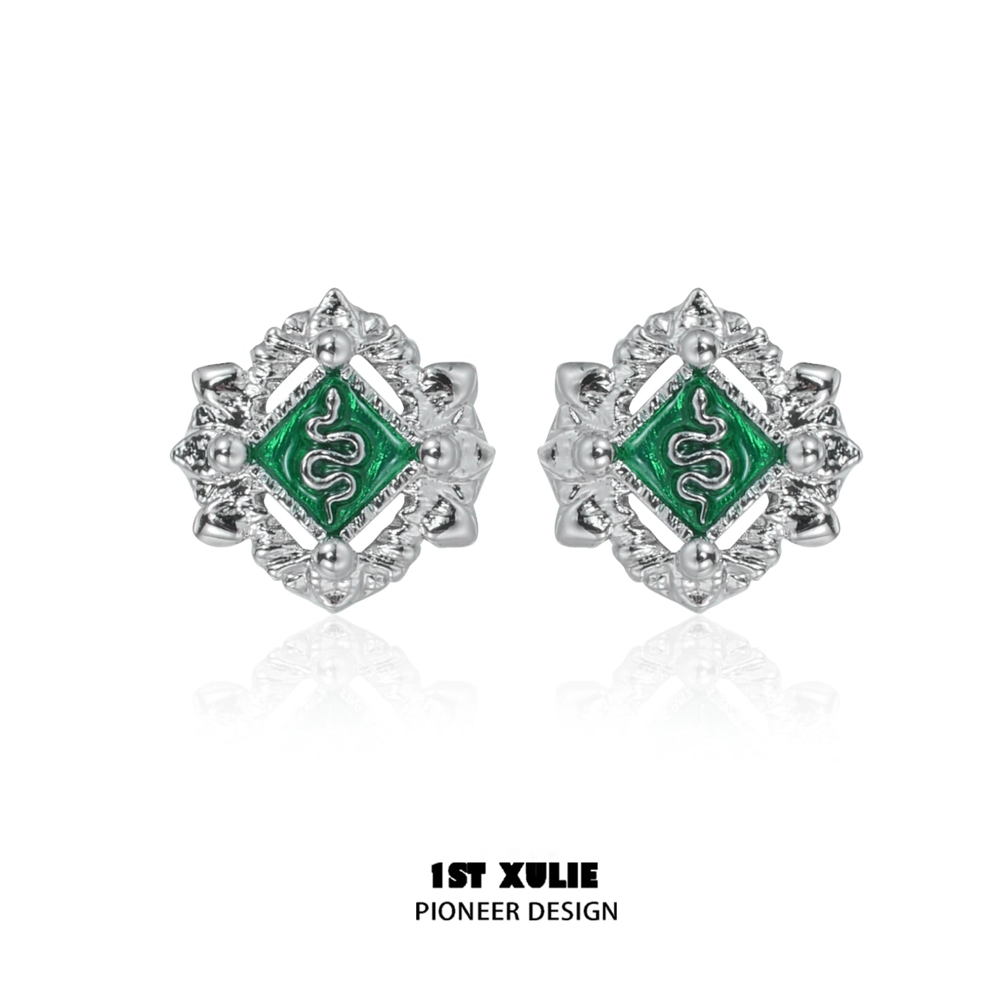 Elegant green serpent ear cuffs featuring intricate silver detailing by 1STXULIE for a unique style