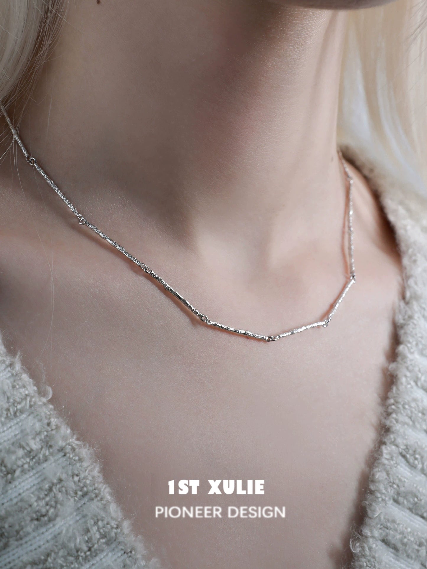 Elegant minimalist bamboo necklace by 1STXULIE, featuring a simple design for everyday wear
