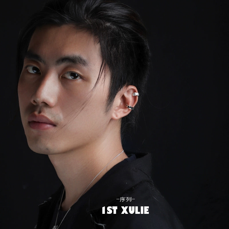Stylish minimalist frosted ear cuffs showcased on a model for modern fashion enthusiasts