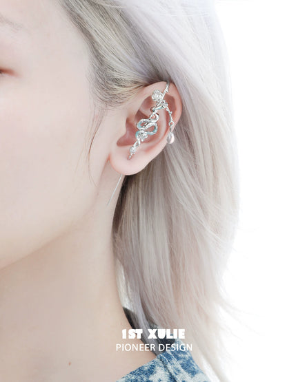 1ST XULIE Snake ear piercing jewelry designed for a stylish and elegant look