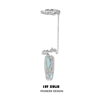 Silver Y2K fairy nail chain ring featuring intricate design and unique aesthetic