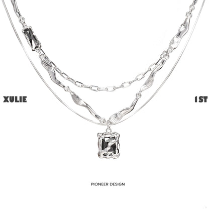 1STXULIE Y2K frost gem necklace featuring layered silver chains and a unique pendant design