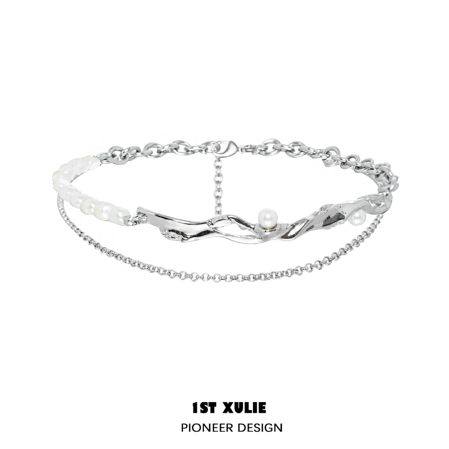 Stylish Y2K pearl choker necklace with silver chain and unique design for trendy outfits