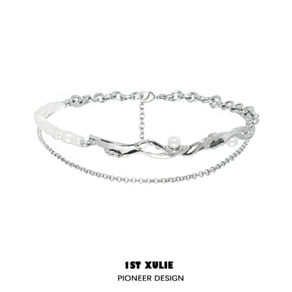 Stylish Y2K pearl choker necklace with silver chain and unique design for trendy outfits
