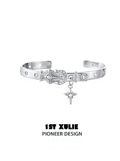 Y2K silver belt bracelet featuring a stylish design with charms and sparkling details