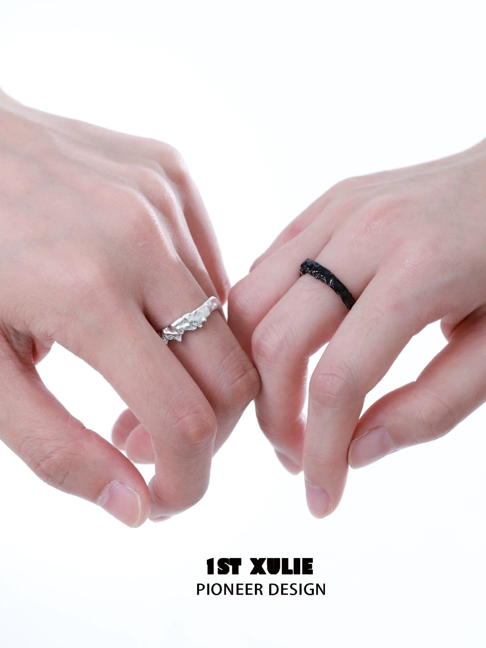 Y2K silver couple ring featuring a stylish design suitable for couples