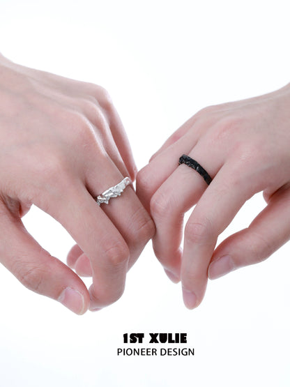 Y2K silver couple ring featuring a stylish design suitable for couples