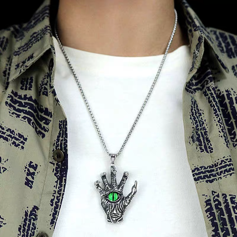 Cthulhu Pendant — Hand of the Demon