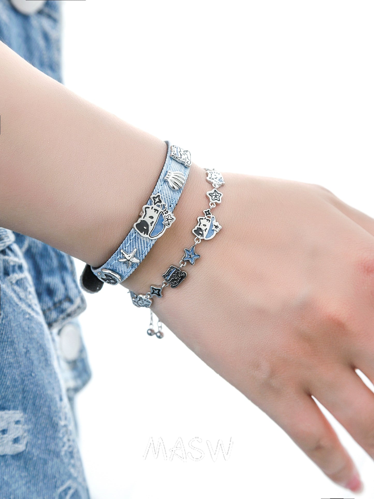 Whimsical Cat Shell Bracelet
