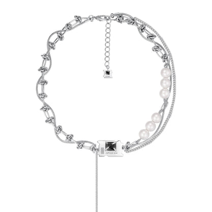 Elegant Thorn Pearl Necklace