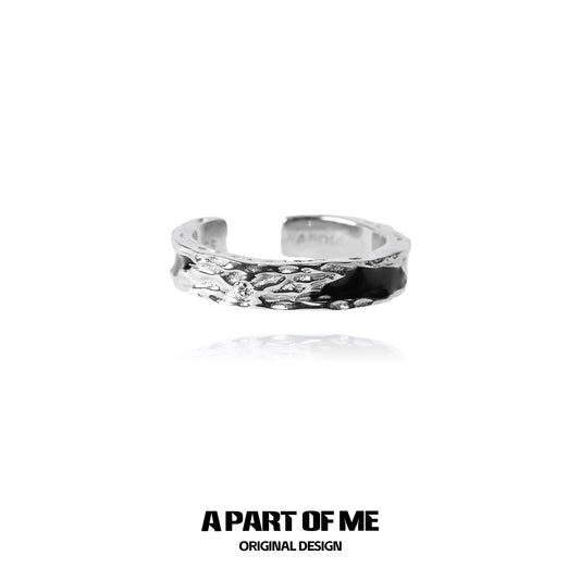 A PART OF ME Dark Hills Ring featuring a textured silver design, elegant and unique for stylish accessories