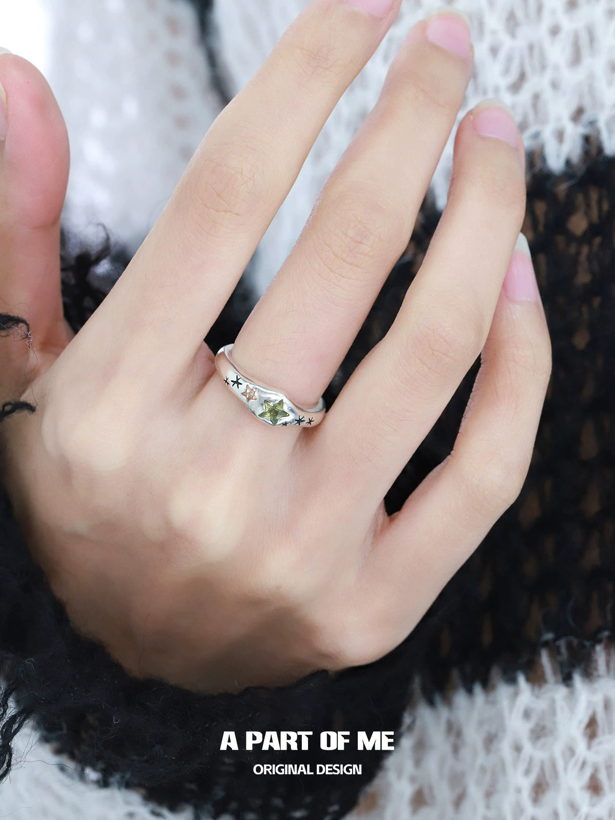A PART OF ME Dreamy Star Ring in Silver with Sparkling Star Accents for Elegant Style