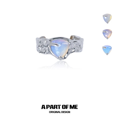 Art Allergy Agate Ring for women with a unique iridescent heart-shaped gemstone