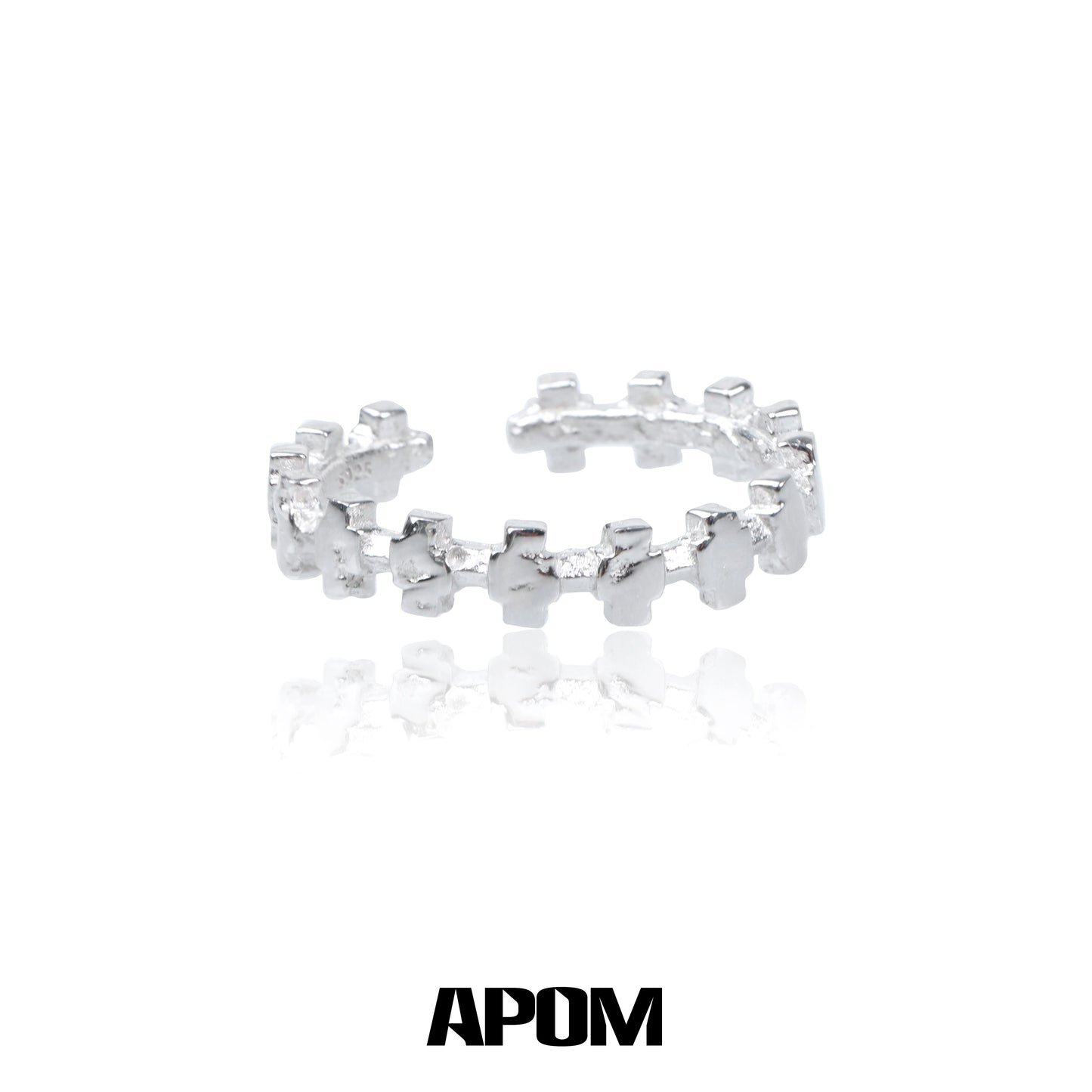 Stylish industrial gear couple rings in silver, designed to symbolize unity and strength