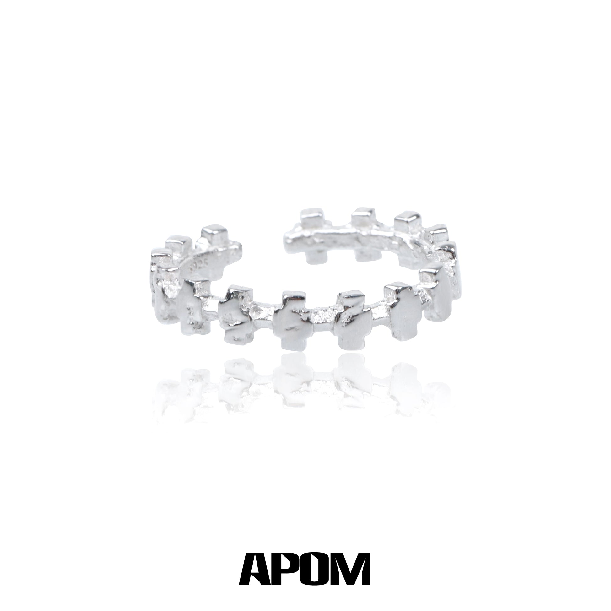 Stylish industrial gear couple rings in silver, designed to symbolize unity and strength