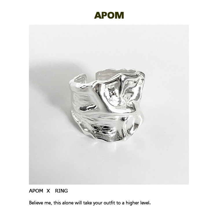 Lace pleated silver ring with a unique textured design for stylish accessory lovers