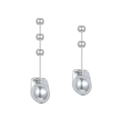 SUN HUNTER Baroque Pearl Earrings with a Unique Drop Design and Delicate Chain Elements