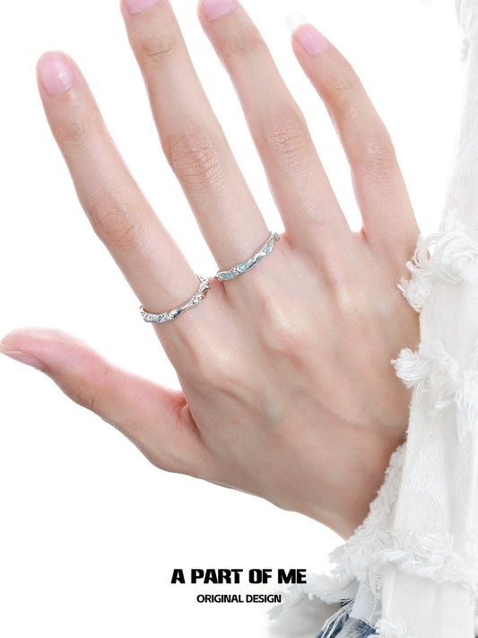 A PART OF ME Broken Starry Sky Ring in silver with twisted design and delicate details