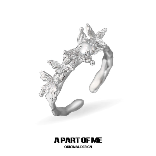 Butterfly agate ring with a delicate design featuring beautiful butterflies in a silver finish