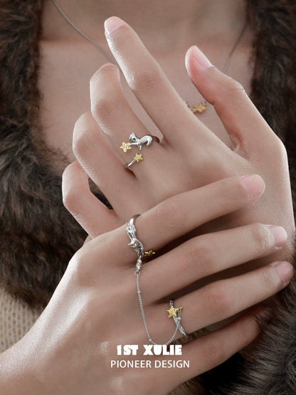 Elegant cat silver ring featuring a playful design with stars for cat lovers