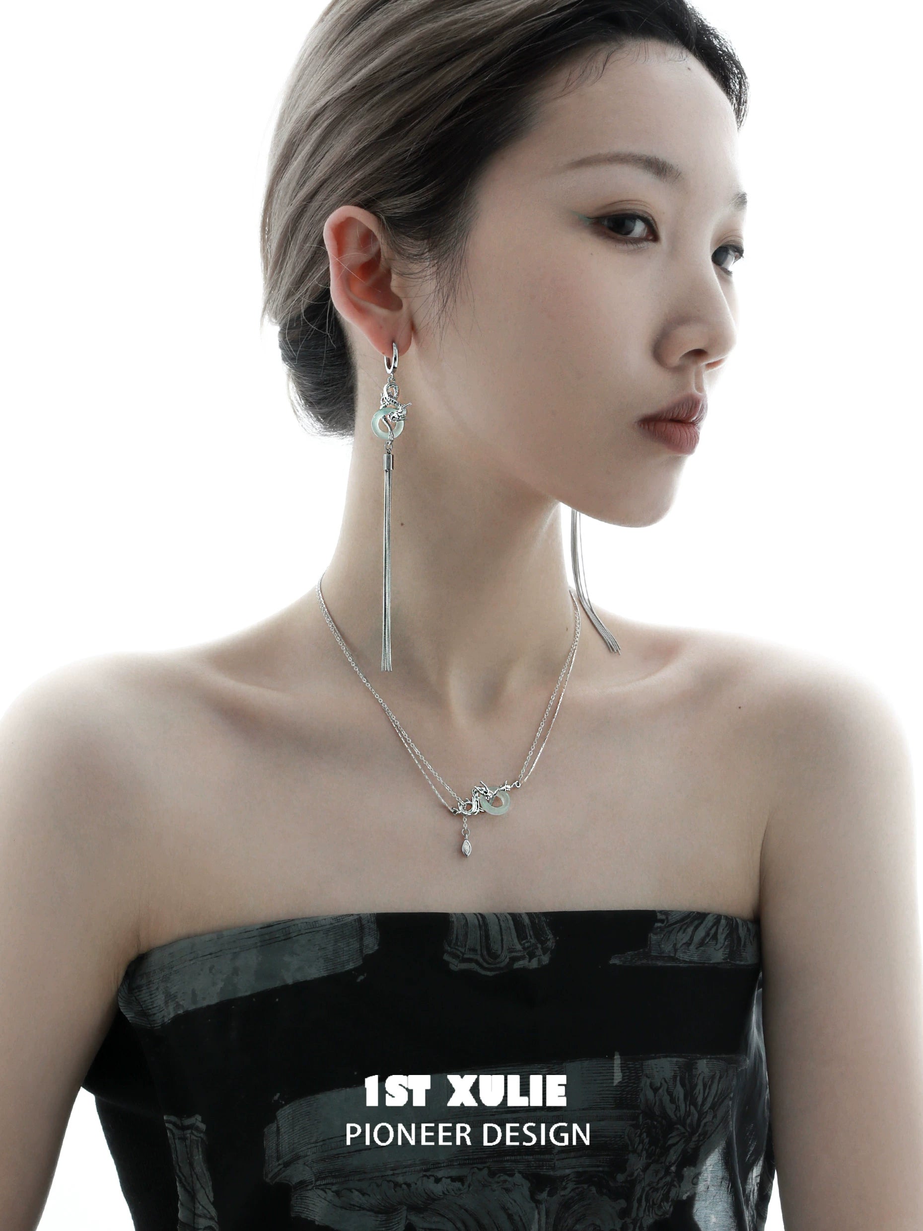 Elegant Chinese dragon tassel earrings by 1STXULIE, featuring intricate designs for a unique look