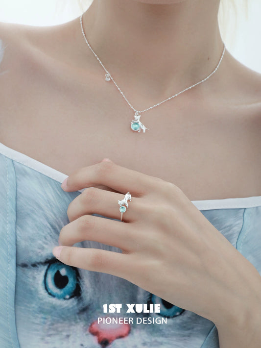 Cute kitten silver ring designed by 1ST XULIE, showcasing a charming feline detail