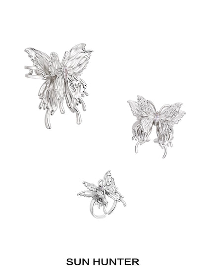 SUN HUNTER double-layer butterfly ring with intricate design and sparkling details