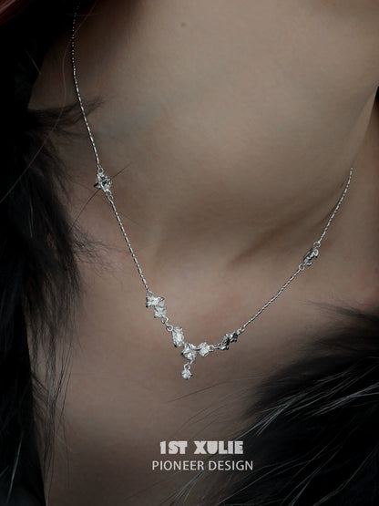 Edgy zircon necklace from 1ST XULIE featuring a unique design for a trendy look