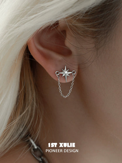 1ST XULIE futuristic star chain earrings in silver, featuring a unique star and chain design