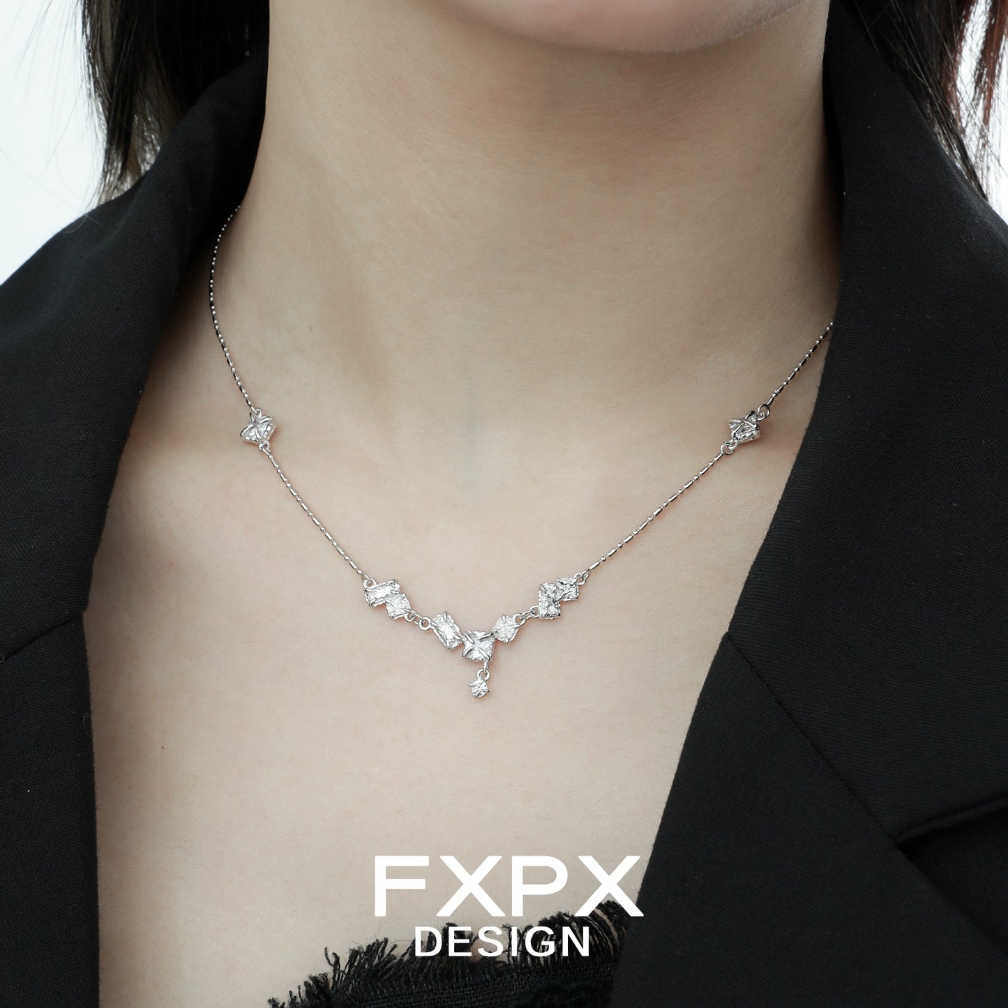 Elegant FXPX glacier shine silver necklace featuring sparkling design for a chic look