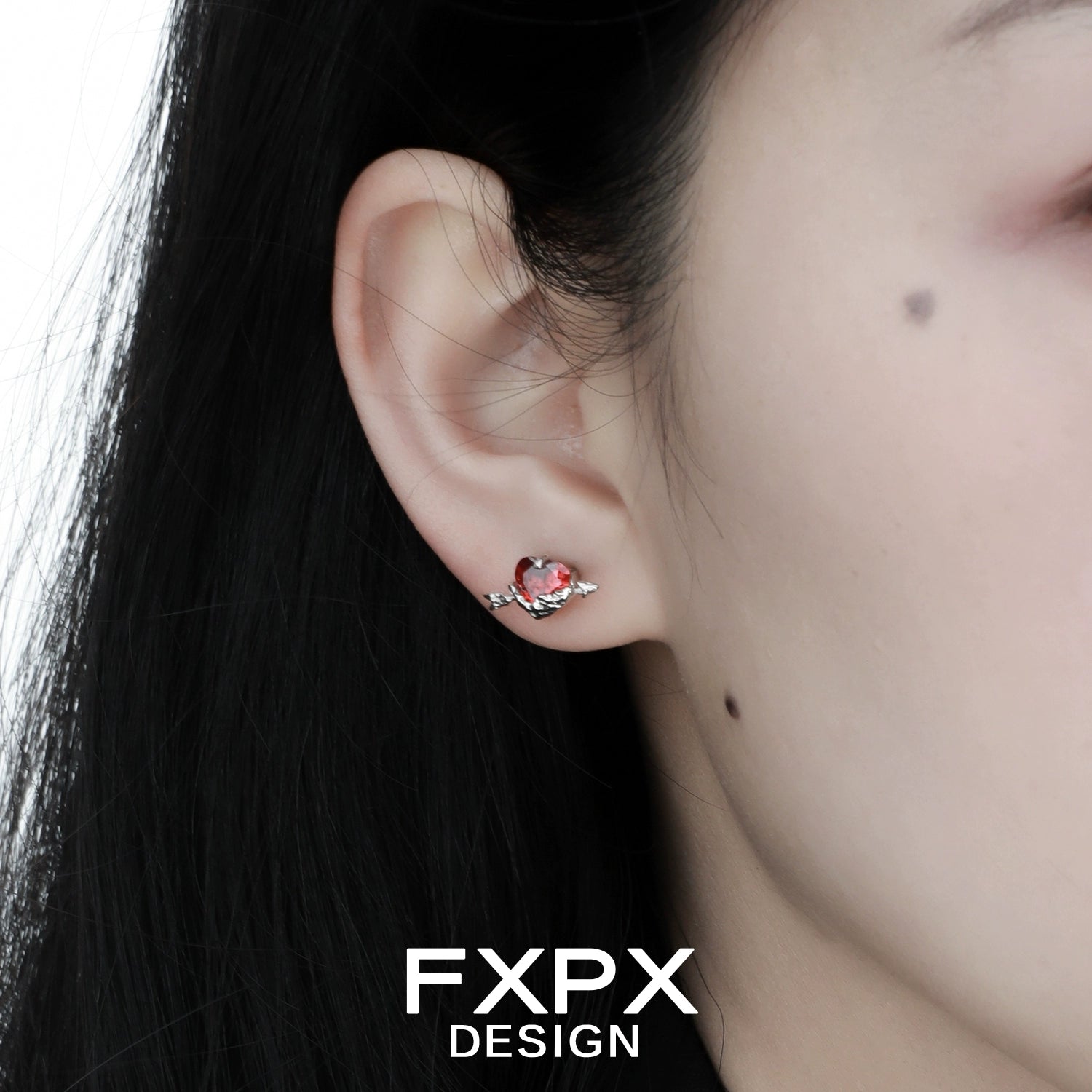 Elegant FXPX gothic heart earrings featuring intricate design for a unique fashion statement