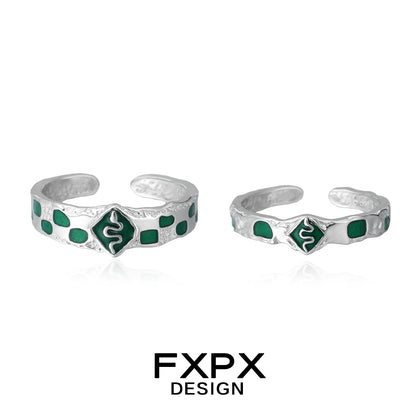 FXPX Silver Green Snake Ring with Elegant Design and Emerald Inlays for Stylish Jewelry Lovers