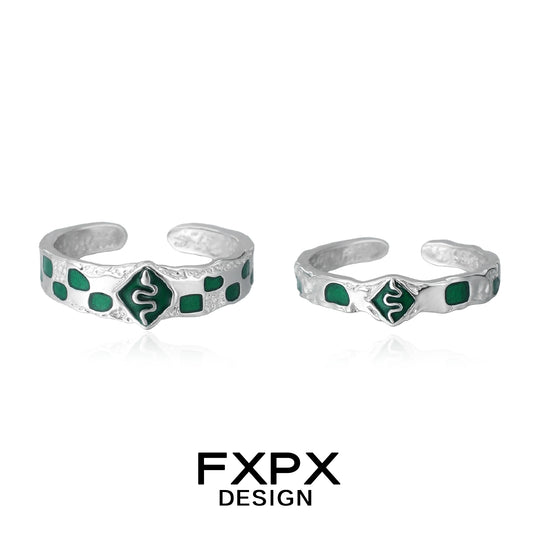 FXPX Silver Green Snake Ring with Elegant Design and Emerald Inlays for Stylish Jewelry Lovers