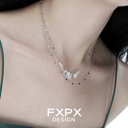 Elegant minimalist agate necklace with silver chain and delicate gemstone accents