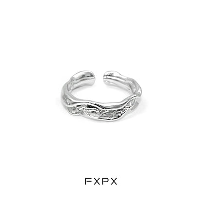 FXPX Voyage Texture Ring in silver with an organic wavy design for a unique style