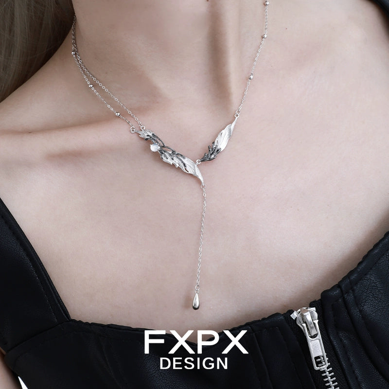 FXPX Y2K black feather necklace with intricate design and elegant drop detail