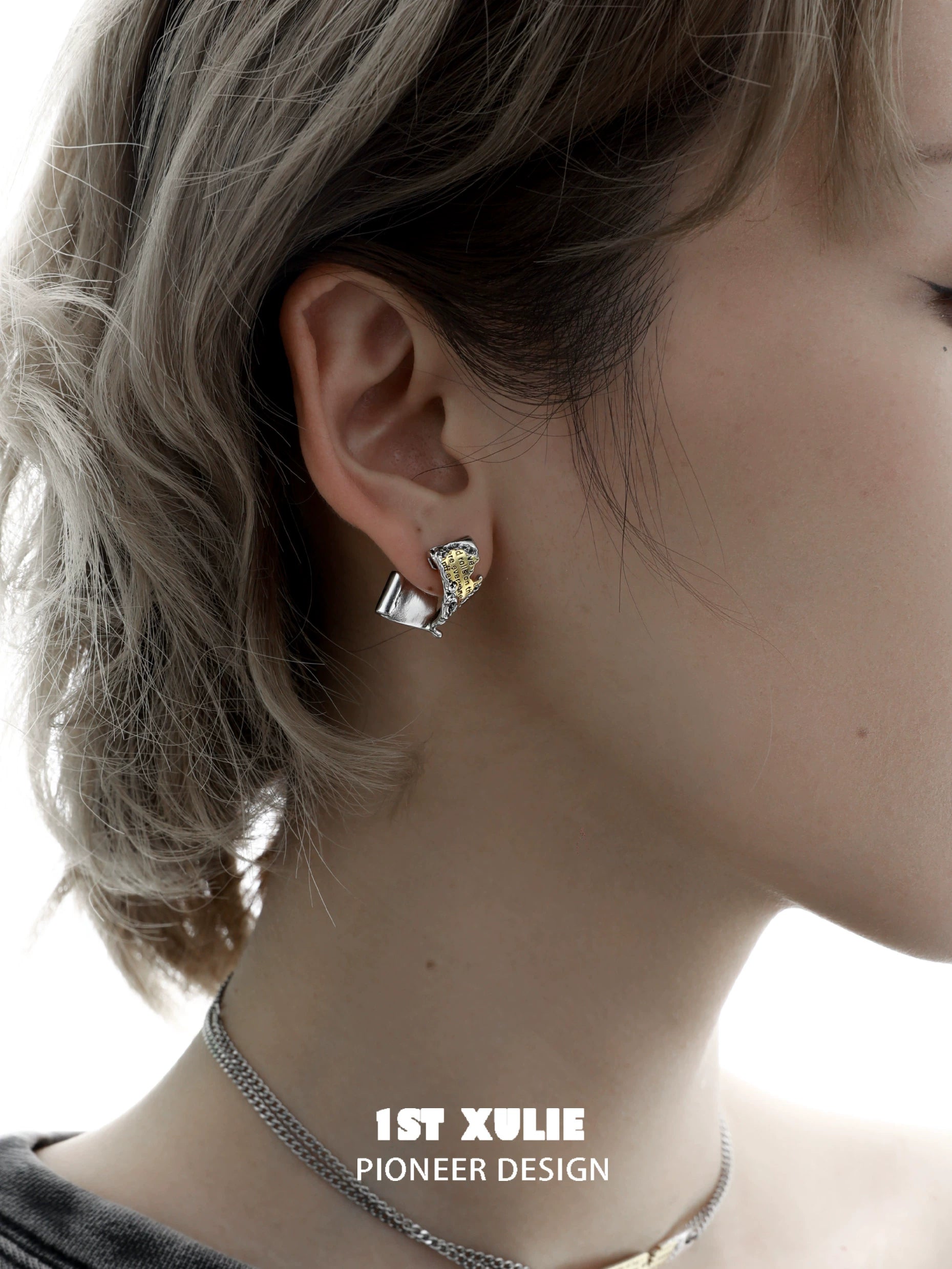 Stylish gold map earrings for women featuring a unique design that enhances any outfit