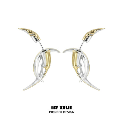 Stylish Y2K moon earrings featuring a unique blend of gold and silver tones