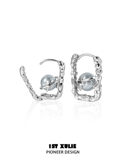 Stylish gray pearl star earrings in a unique silver design for elegant outfits