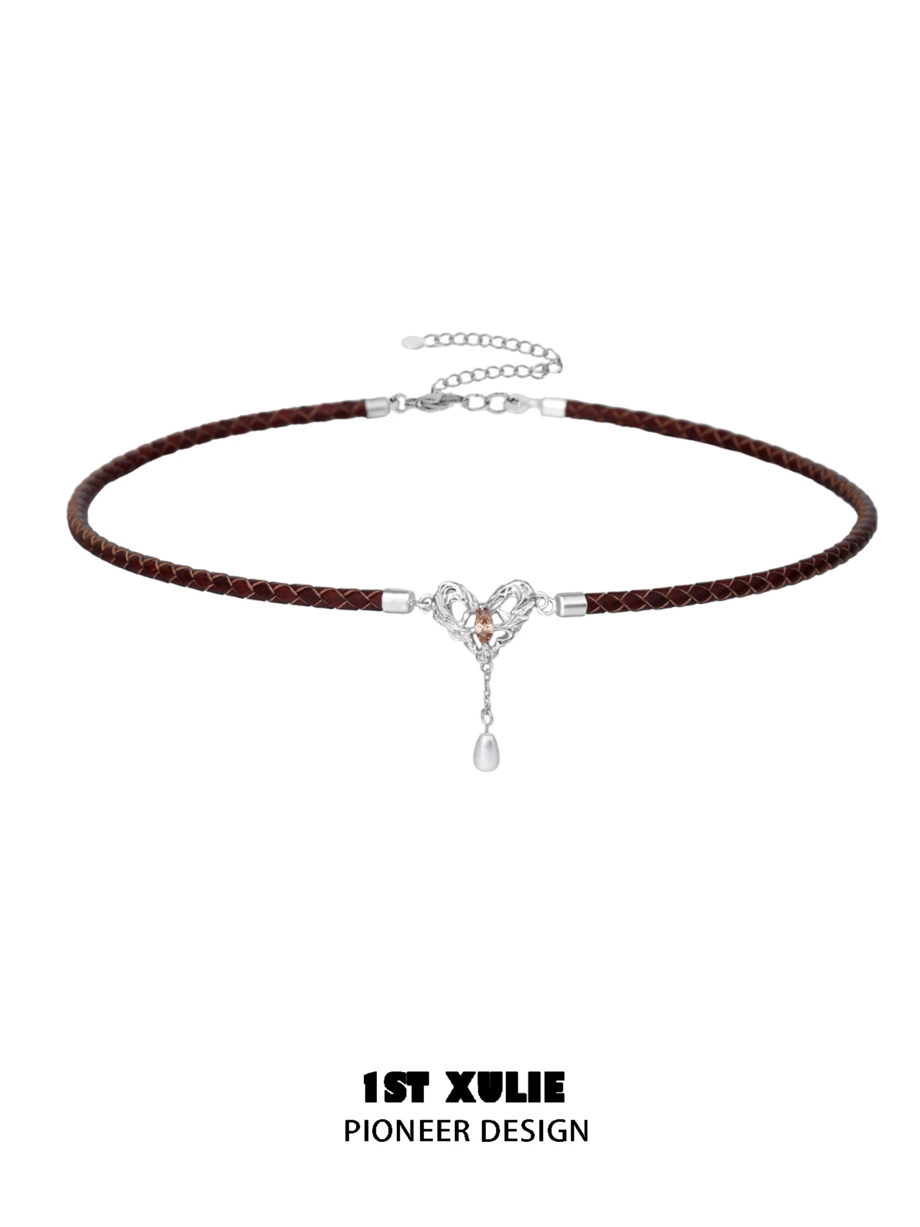 1ST XULIE Heart Pendant Collarbone Chain Necklace with Elegant Design and Adjustable Length