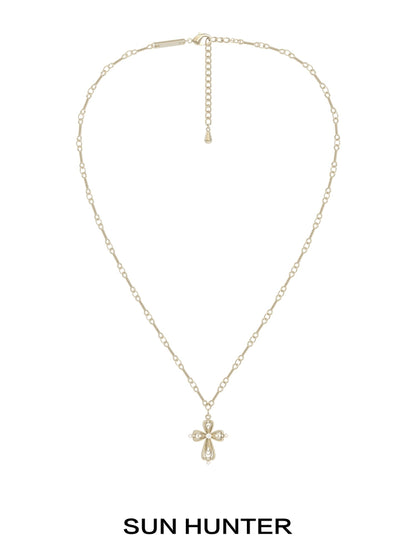 SUN HUNTER Lace Cross Necklace in Gold with Decorative Pendant for Elegant Styling