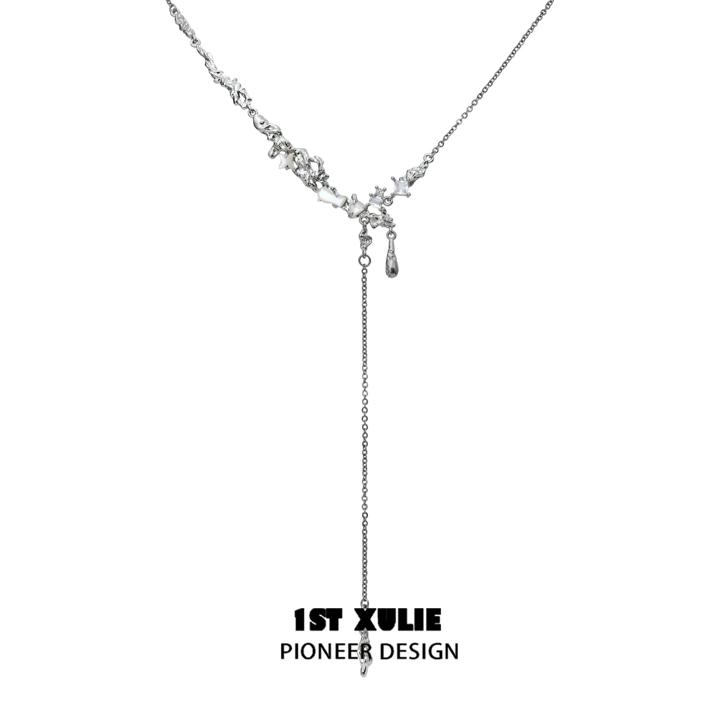 1STXULIE moonlight fragment silver necklace featuring a delicate design with a dangling pendant