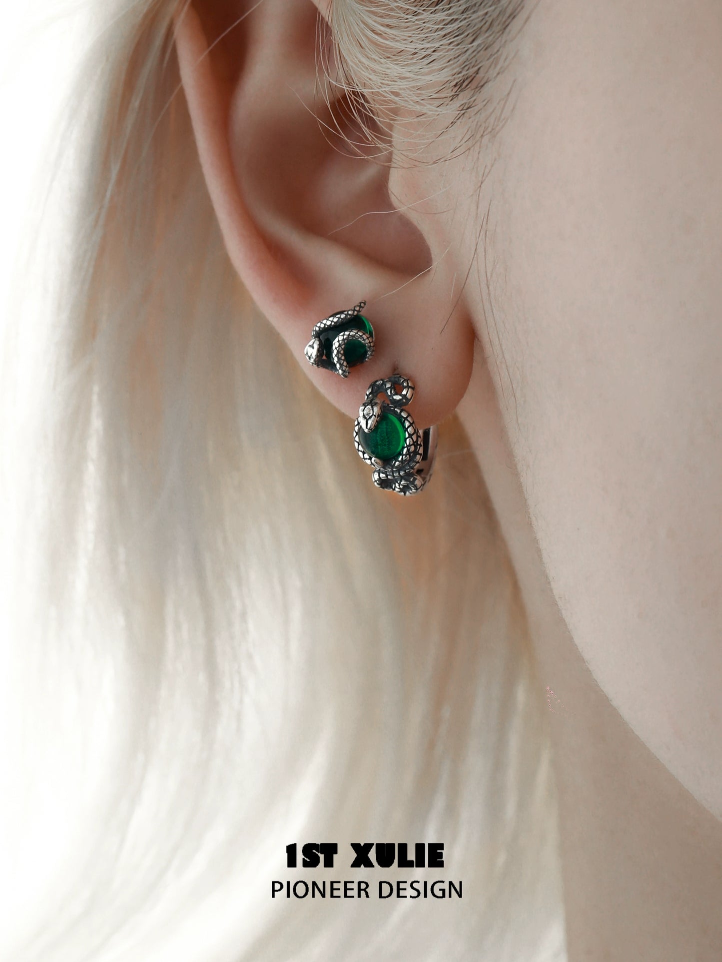 Y2K snake earrings in silver with green accents for a trendy accessory look