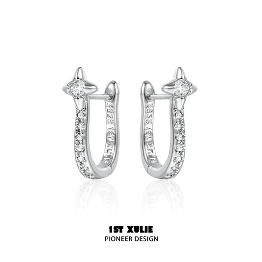 Elegant star hoop silver earrings with sparkling details for a trendy accessory